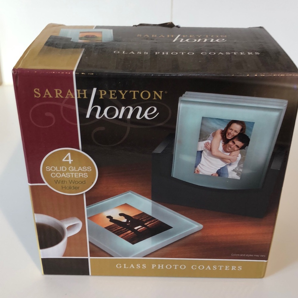 Sarah Peyton 4 Solid Glass Coasters w/ Wood Holder